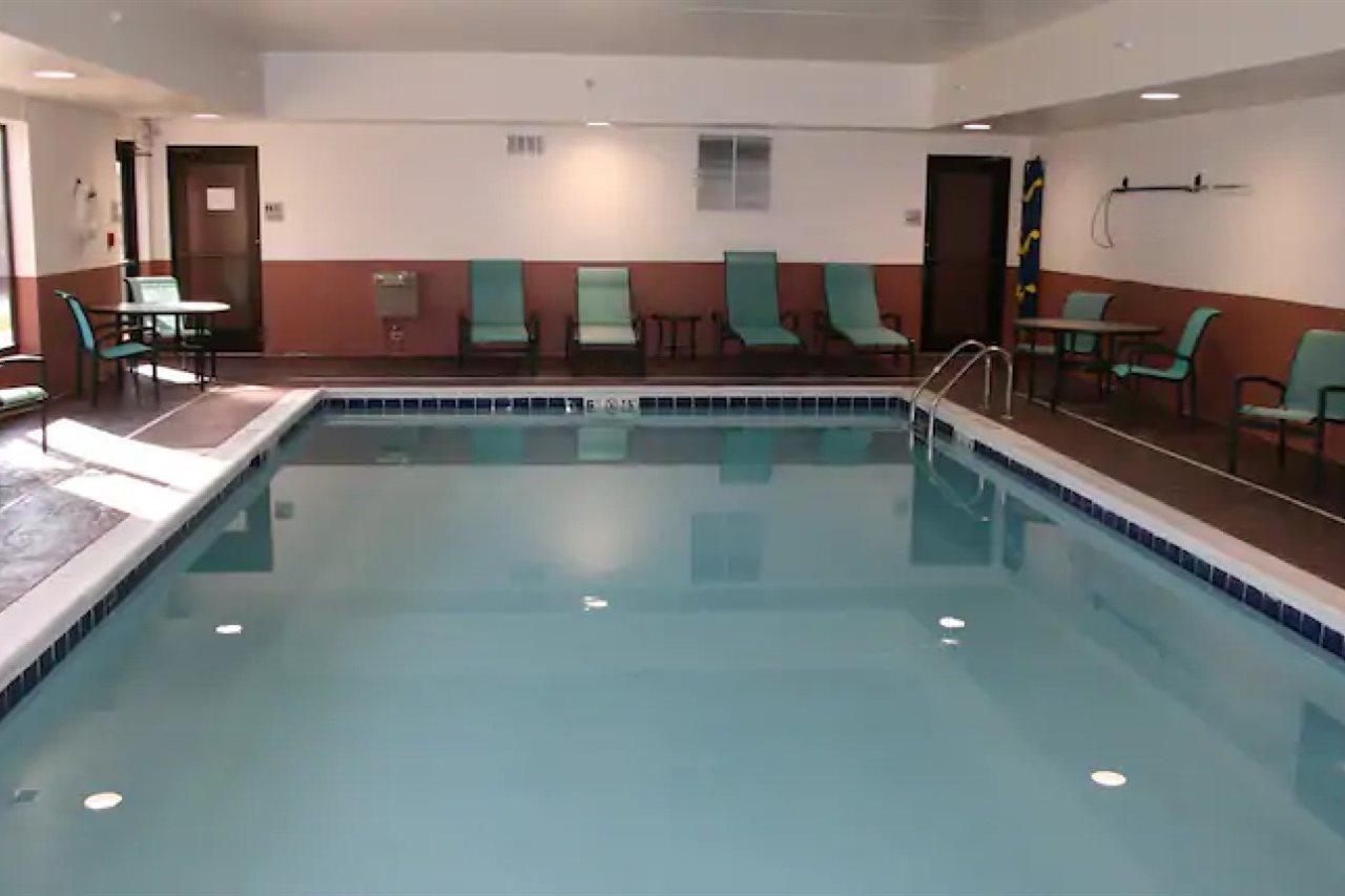 Hampton Inn Morehead Exteriör bild