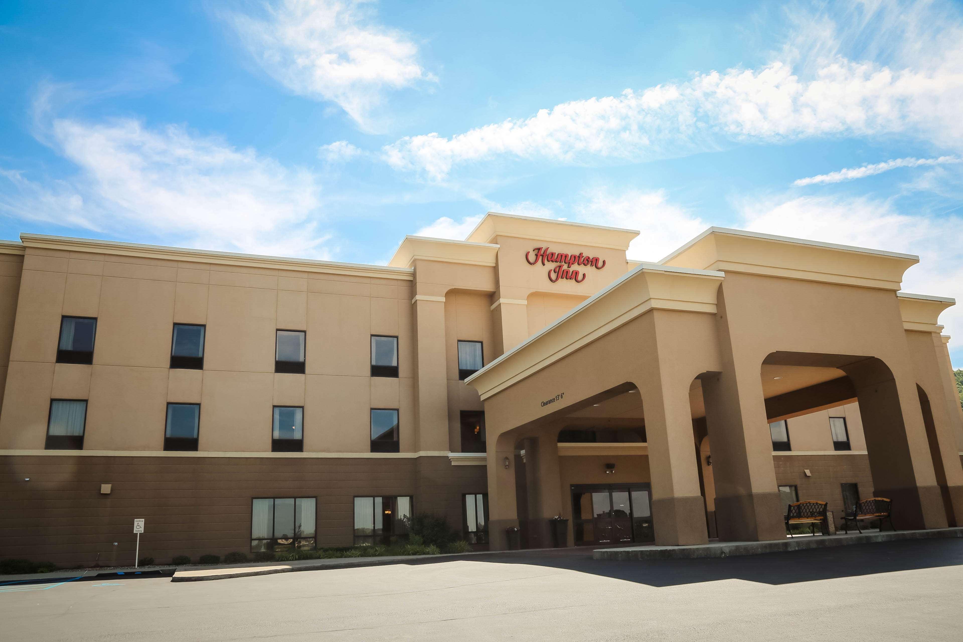 Hampton Inn Morehead Exteriör bild