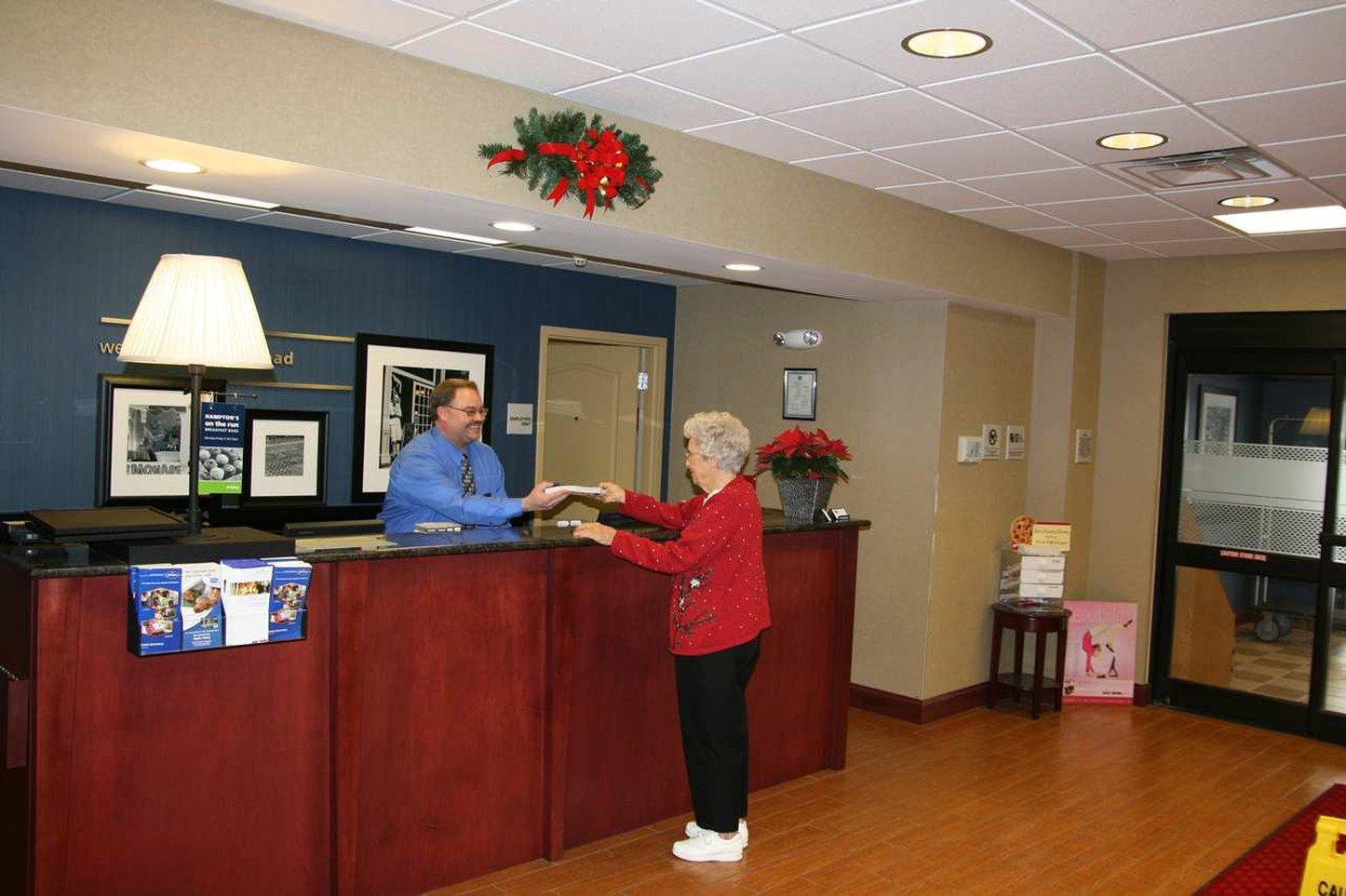 Hampton Inn Morehead Exteriör bild